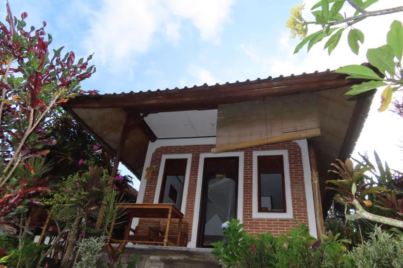 Pondok Lembah Dukuh Homestay 까랑아섬 외부 사진