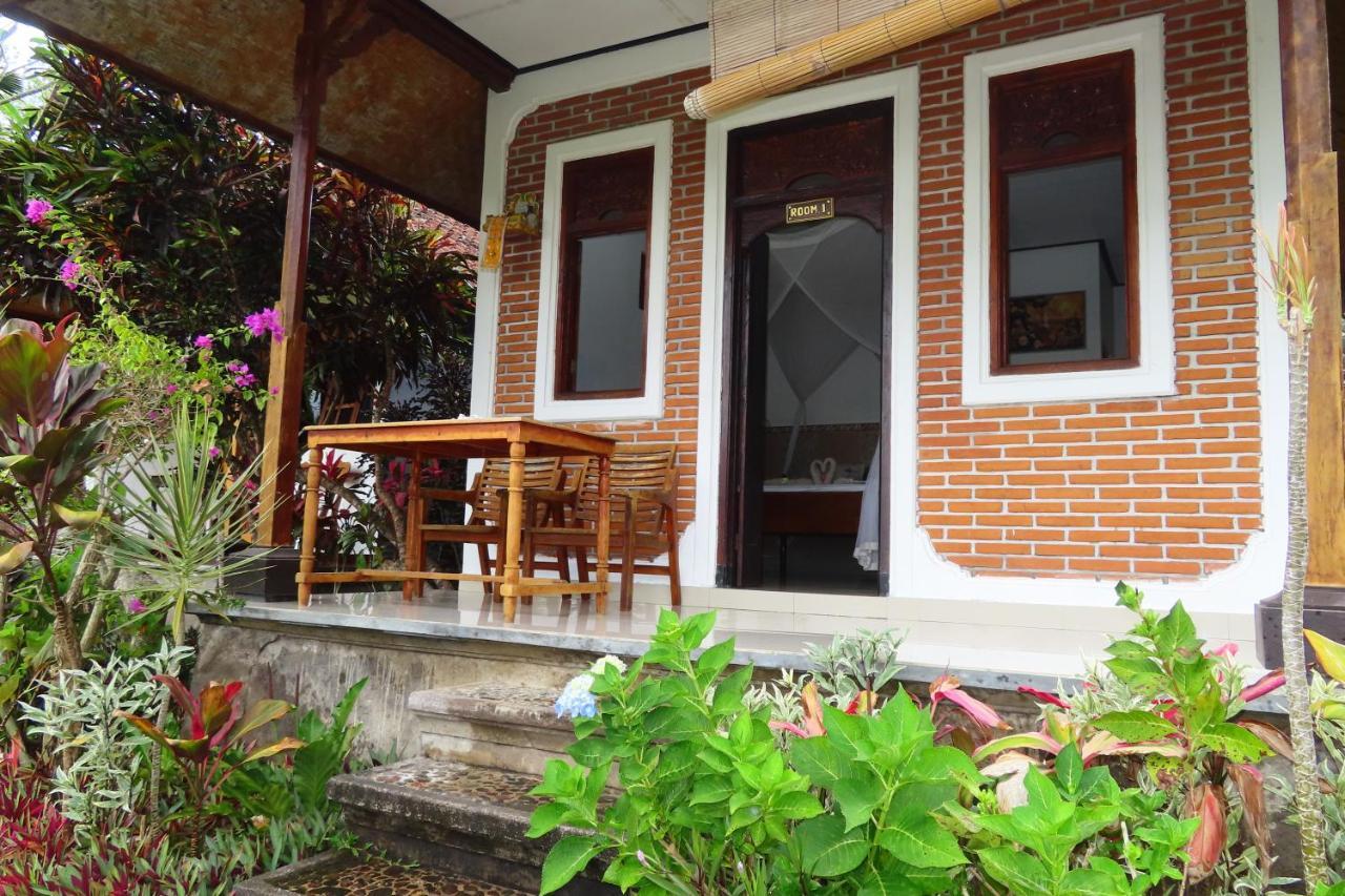 Pondok Lembah Dukuh Homestay 까랑아섬 외부 사진