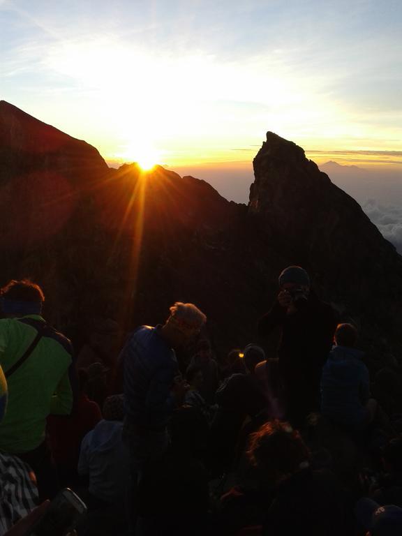 Pondok Lembah Dukuh Homestay 까랑아섬 외부 사진
